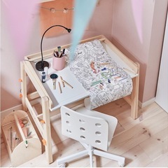 IKEA キッズデスク　の画像