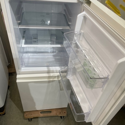 大幅割引！！/配送可アクア126L 冷蔵庫★2021年製 クリーニング済/6ヶ月保証付き 【管理番号11204】
