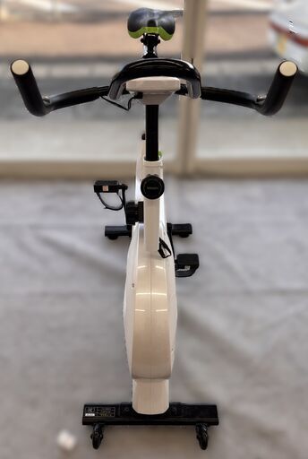 FITBOX フィットネスバイク