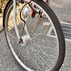 自転車　26インチ　6段階ギア　ライト自動点灯の画像