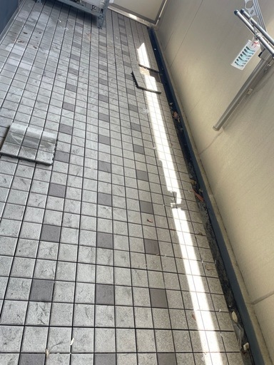 7万円相当　ベランダ用ジョイントタイル100枚 ブロックタイル ベランダ一面分