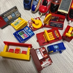 プラレール マクドナルド ハッピーセットの画像