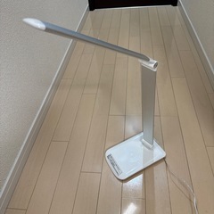 デスクライト