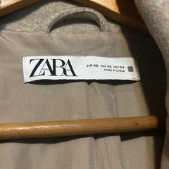 レディースZARAロングコートの画像