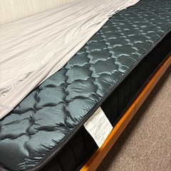 セミダブルベット
の画像