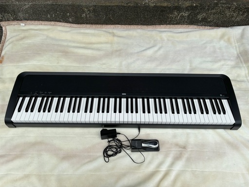KORG コルグ B1 電子ピアノ キーボード 88鍵盤 黒 フットペダル付き 2019年製　