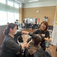 ヘアカラー専門店の美容師/ブランクありでも大歓迎！！の画像