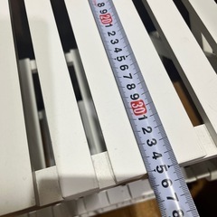 4/20限定→500円✨〈極美品〉木目・木製  格子 棚　３段ラック ホワイトの画像