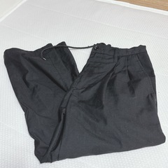 イージーパンツ　カジュアル パンツ S 黒 美品 ストレート