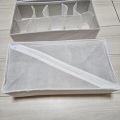 3COINS仕切り　収納の画像