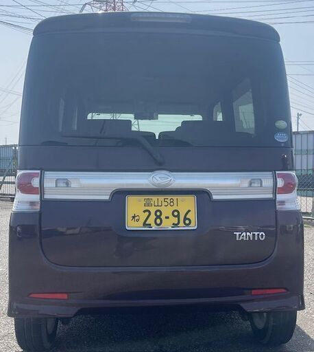 ダイハツ　タントカスタム　25万円　車検R9・4　