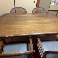 カリモクダイニングテーブル＆チェアセットの画像
