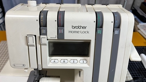 お取り引き先決まりました。ロックミシンbrother ブラザーホームロック