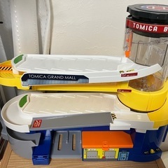 トミカビルの画像