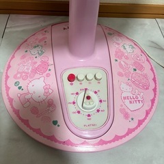 【取引完了】2012年製　キティちゃん扇風機の画像