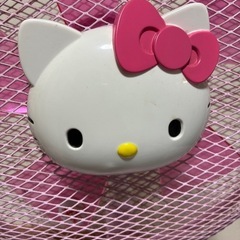 【取引完了】2012年製　キティちゃん扇風機の画像