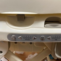 ベビーチェア　ハイローチェア　電動　無料の画像