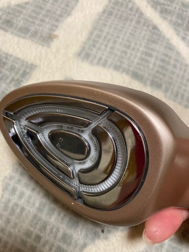 EMS機能付IKKO監修　体、顔マッサージEclat ME LA ROUM
