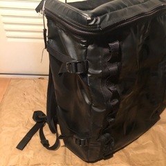【かなり】Northfaceヒューズボックス　リュック【ボロボロ】の画像