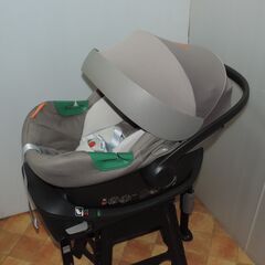 ベビー子供用品買取キッズモール湘南/CYBEX Aton S2　i-Size+Base One/２０２４年購入/洗濯済の画像
