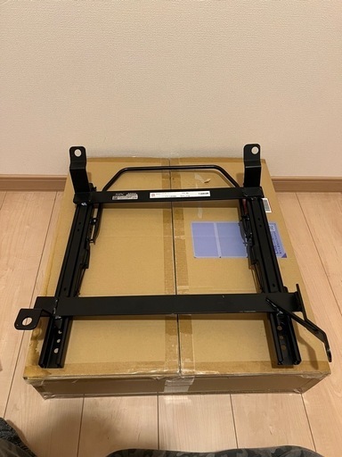レガシィ BE BH 用　ブリッド シートレール タイプRO 運転席側