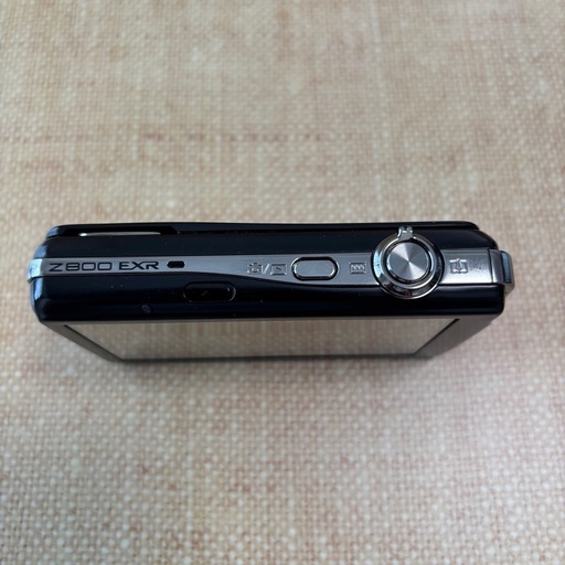 美品！！【動作確認済み】FUJIFILM デジタルカメラ FinePix