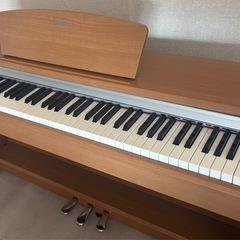 ②ヤマハ 電子ピアノ