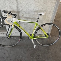 TREK ロードバイク　自転車
