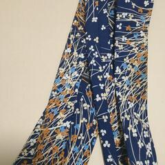 メンズ　ネクタイ　花柄　ネイビーの画像
