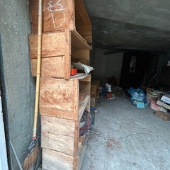 値下げ りんご箱7箱の画像