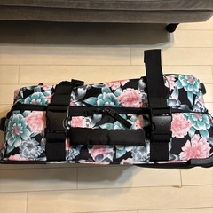 ROXYキャリーケースの画像