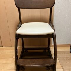 カリモク子供用学習椅子