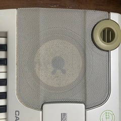 電子ピアノ　CASIO カシオ LK-202TV　の画像
