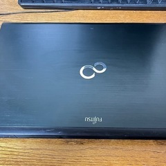 Fujitsu Lifebook AH45/Jの画像