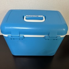 クーラーボックス バーベキュー キャンプ　釣りの画像