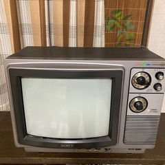 ブラウン管テレビ　レトロ