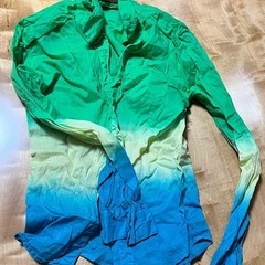 🌺y2kグラデーションシャツ🌺の画像
