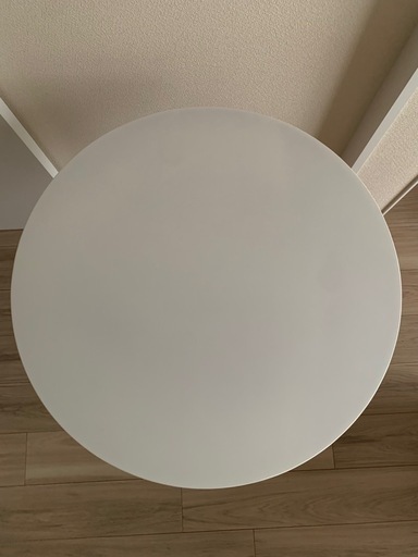韓国　カフェテーブル　丸テーブル　幅60cm 　高さ70cm