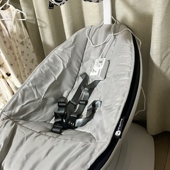 美品！！値下げしました！ママルー/電動バウンサーの画像