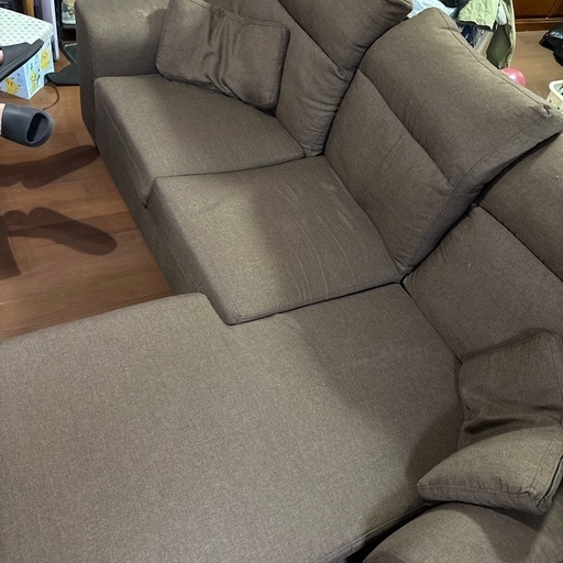 カウチソファー