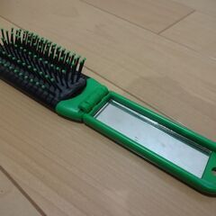 ミラー付きブラシ