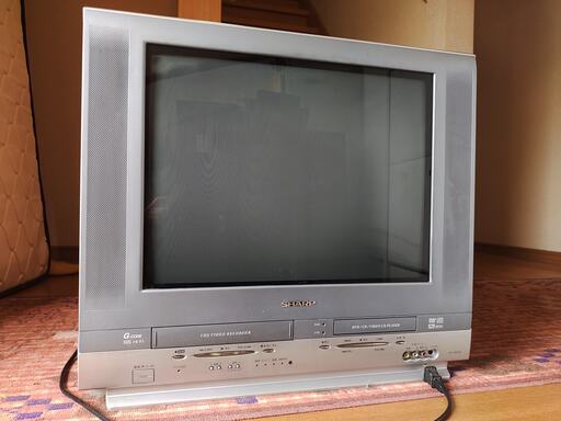 ジャンク品／無料】テレビデオ／VHS/DVD/TV3in1／シャープVT-21DV10