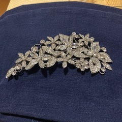 ウェディング　ヘッドアクセサリー