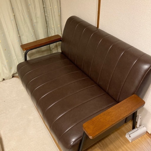 ニトリ　二人用　ソファ　Nシールド　アンティーク調　合成皮革