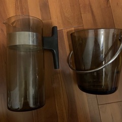 酒　氷入れ　ピッチャー？の画像