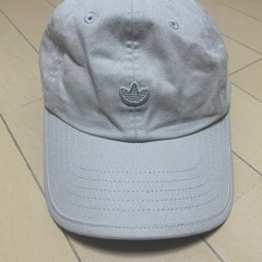 値下げ　adidas キャップ　ベージュ　M