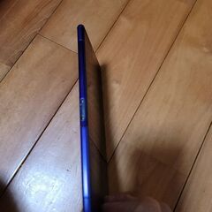 携帯　au　SOL24　Xperiaの画像
