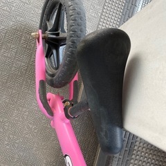 ストライダー　中古　ピンクの画像