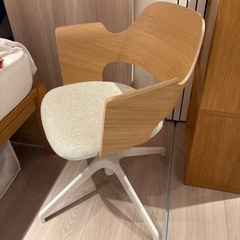 IKEAの椅子の画像