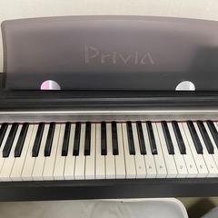 電子ピアノ
